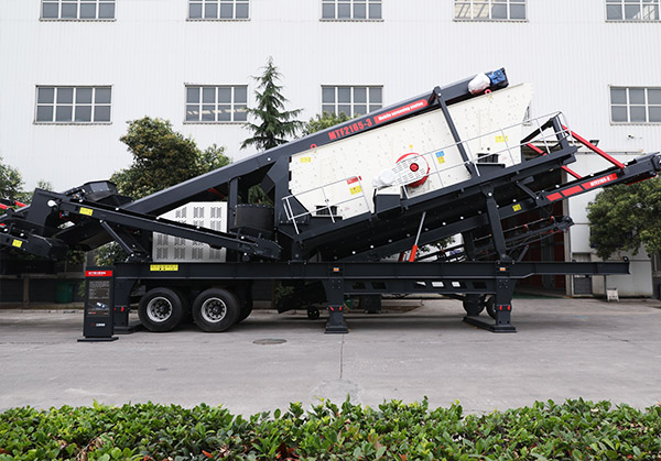 Mobile Crushing and Screening Station