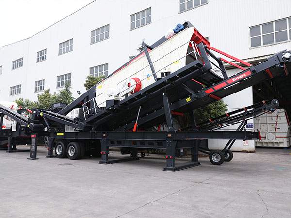 Mobile Crushing and Screening Plant