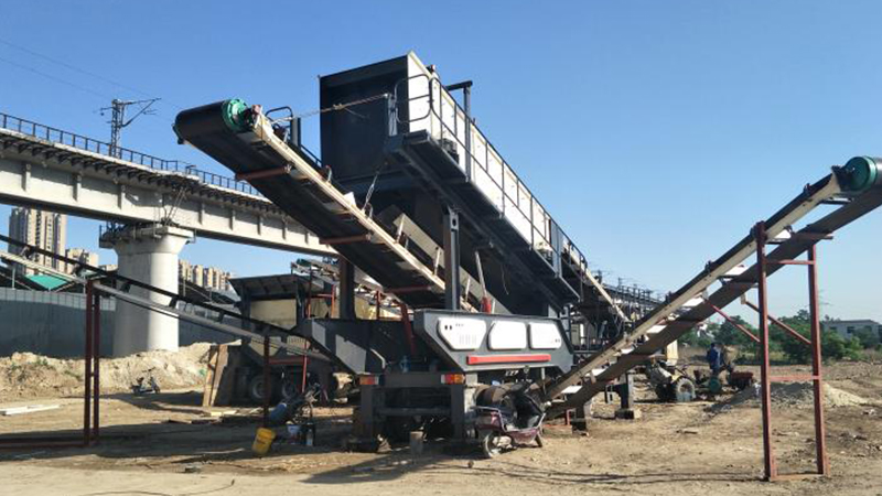 Mobile Impact Crusher