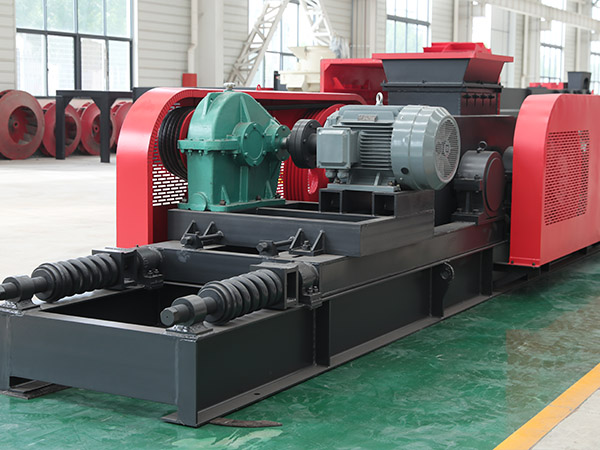 Picture of toothed roll crusher