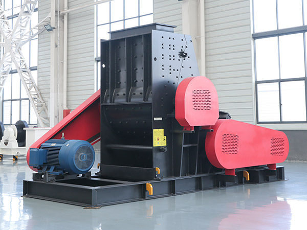 Scrap metal crusher